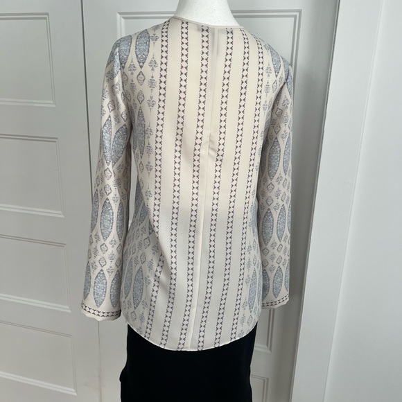 BCBG blouse - Picture 2 of 5